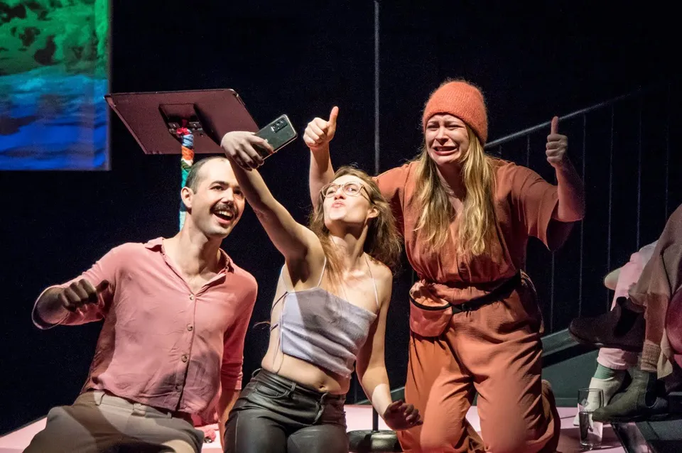 Alles Normal. aktionstheater ensemble (c) Stefan Hauer