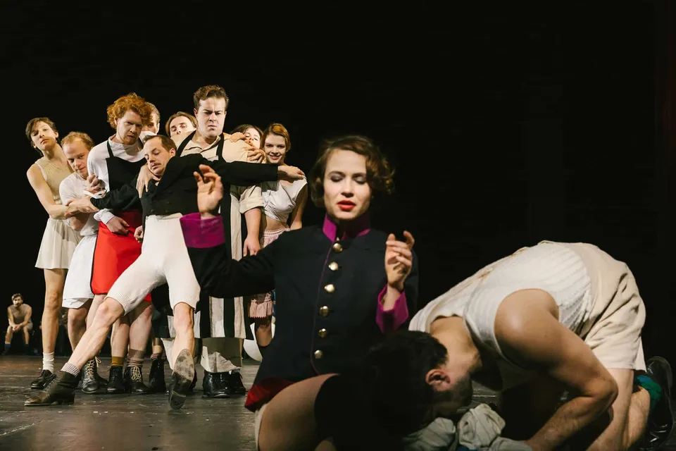 "Radetzkymarsch" (Foto: Marcella Ruiz Cruz/ Burgtheater)