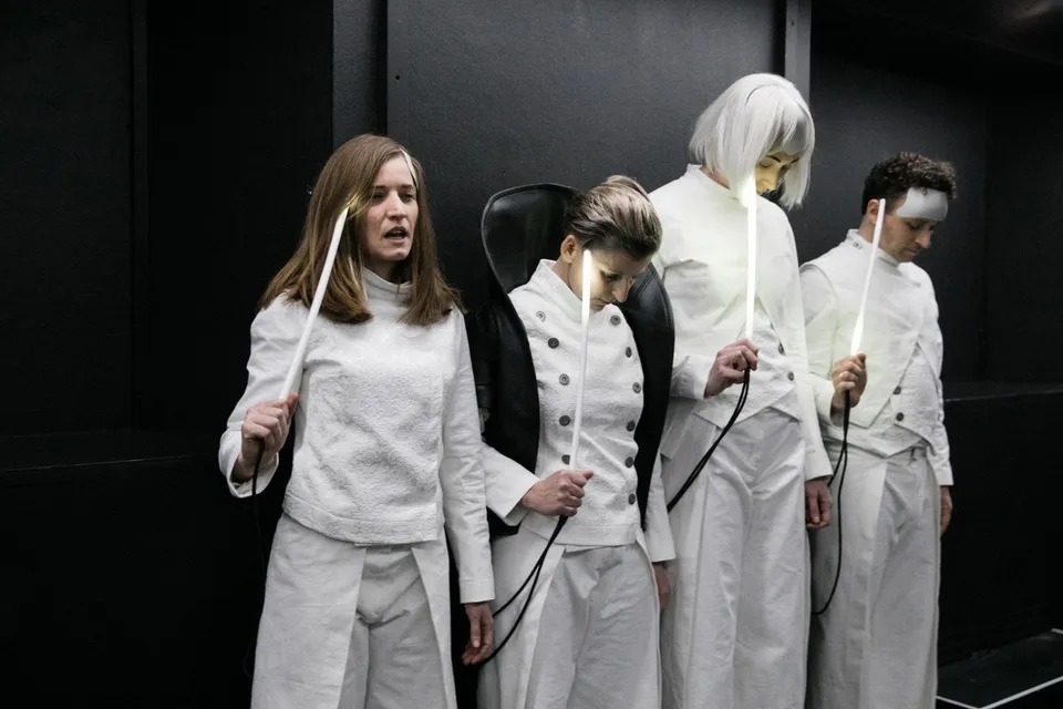 „Schöne neue Welt“ (Foto: Lupi Spuma / Schauspielhaus Graz)