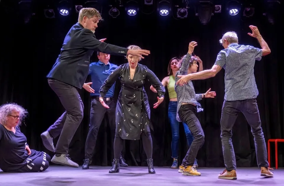 Impro-Cup 2024 in Graz: Ein Fest der Überraschungen, des Theater-Wahnsinns und der Impro-Genialität