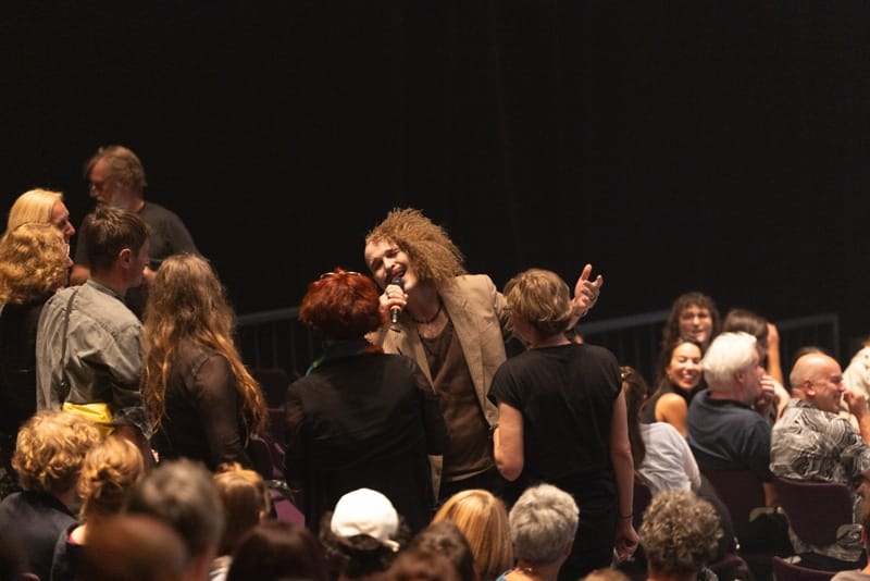 Ivo Dimchev, Hot Sotz (2025), Performance, Foto: steirischer herbst / Johanna Lamprecht
