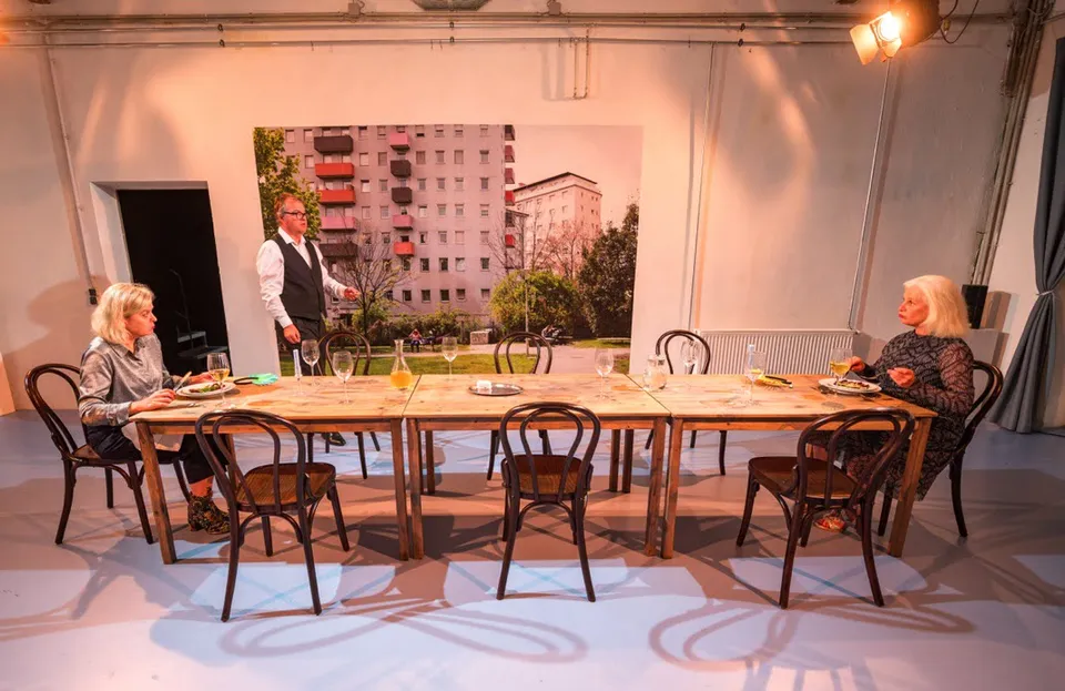 Das demokratische Abendessen (Foto: Johannes Gellner)