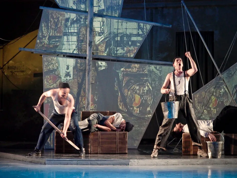 "Totenschiff" (Foto: Armin Bardel)