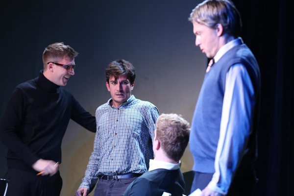 Ein Volksfeind von Henrik Ibsen auf der Bühne des Theaters Spielraum in Wien (c)-Barbara Pálffy