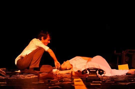 Max Mayer und Franziska Hackl in der Uraufführung von "Luft aus Stein" © Antoine Turillon / Schauspielhaus