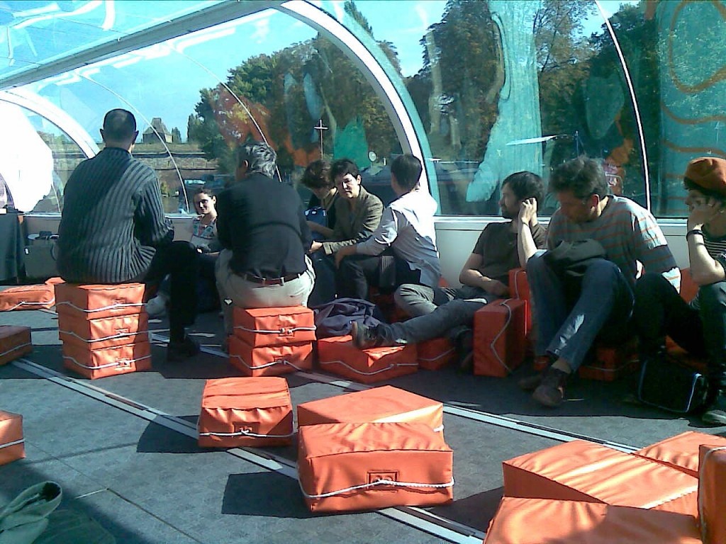 Reise auf dem Boot - Ososphere - Foto: Michaela Preiner