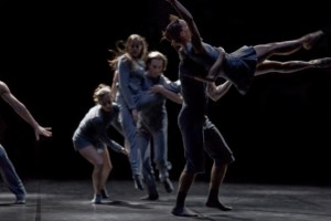 un-black de Garry Stewart (fphoto:jl.tanghe.-091022_dr_89373