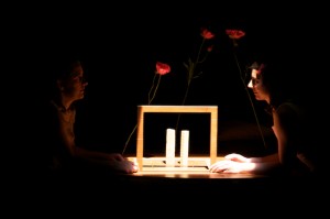 Dans ma maison de papier, j´ai des poèmes sur le feu