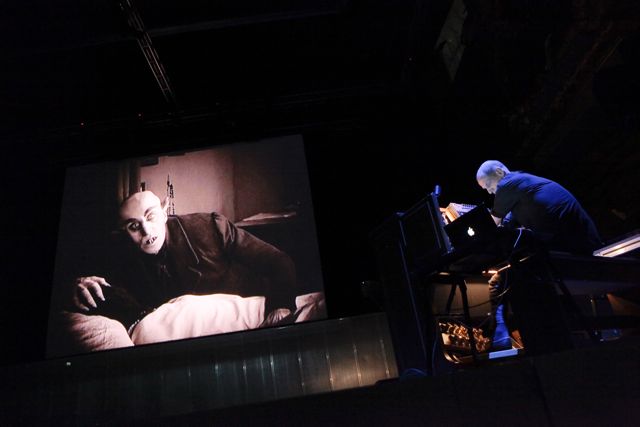 Des orgues pas morts et vivants