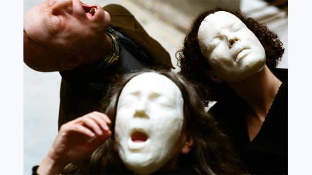 Der Tod gebiert Schmerzensmütter und Schmerzensväter