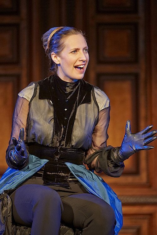 Maxi Blaha als Berta von Suttner