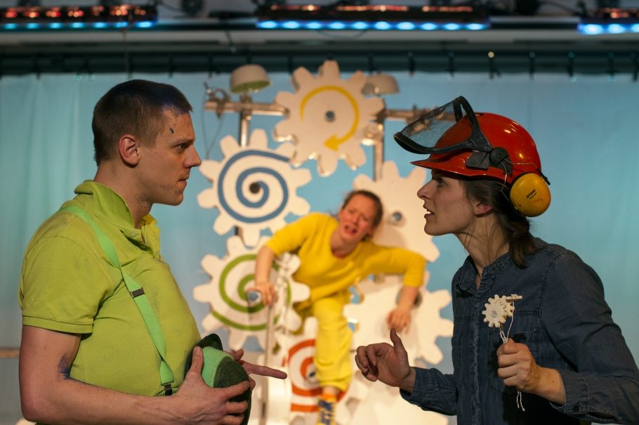 Hierbleiber, Weggeher und Spaziergänger vertreiben sich die Zeit