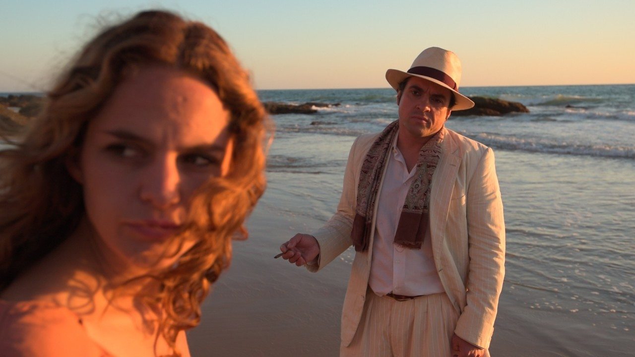 Gioia Osthoff und Martin Schwanda in "La Pasada - Die Überfahrt" (c) Salon5 / Christoph Hochenbichler