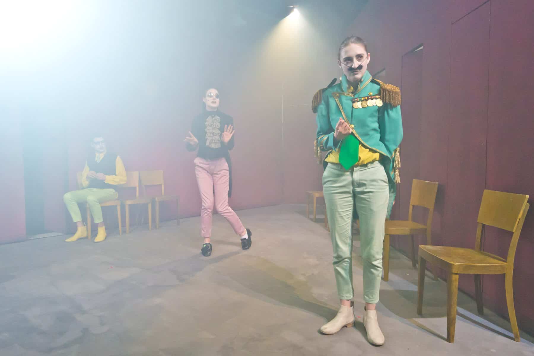 EmpoertEuchIhrKraehwinkler4 c WolfgangSimlinger 461