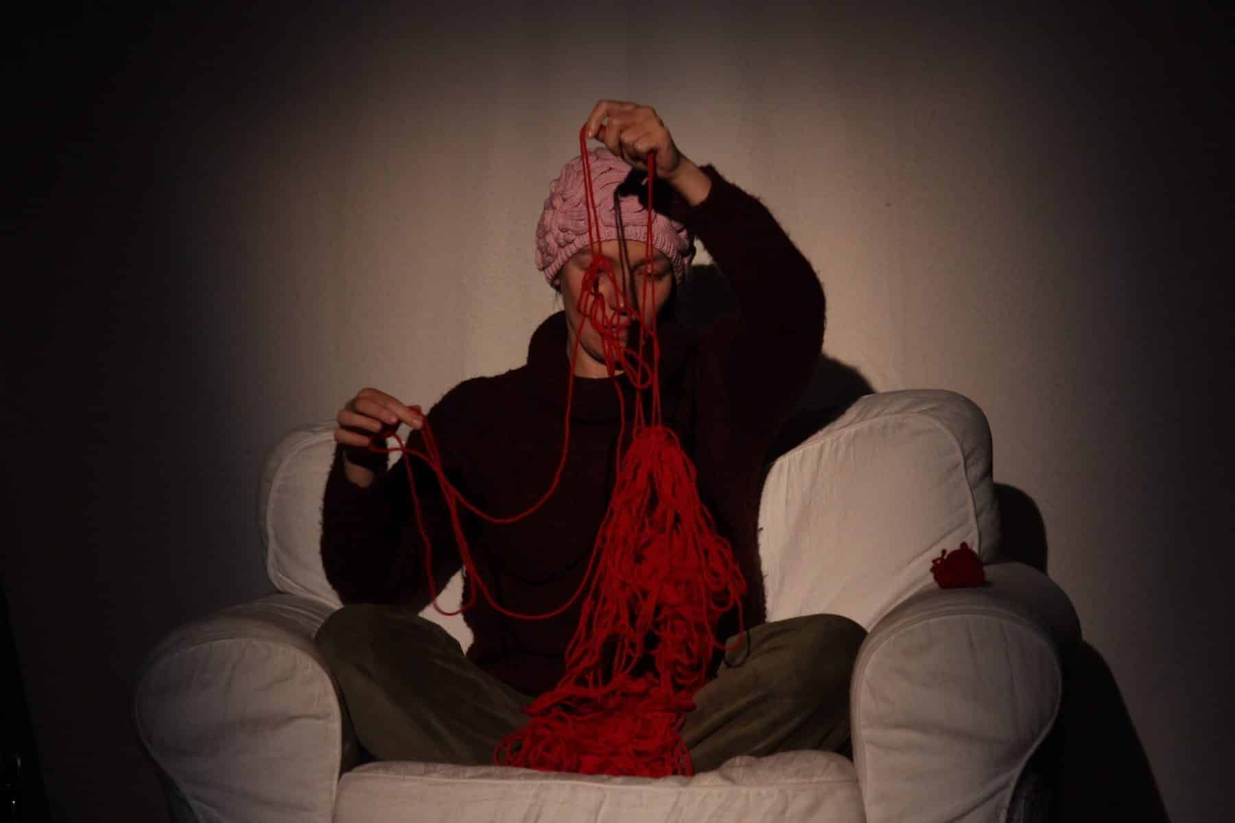 Vergessenes und Verdrängtes bahnt sich seinen Weg ins Heute