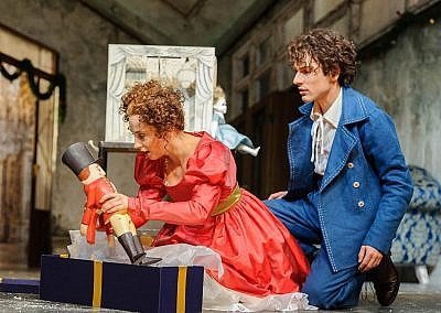 6 tdj nussknacker Tanja Raunig als Marie Stefan Rosenthal als Fritz c Rita Newman 01