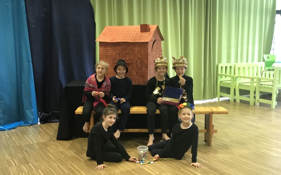 Material girl in St. Peter