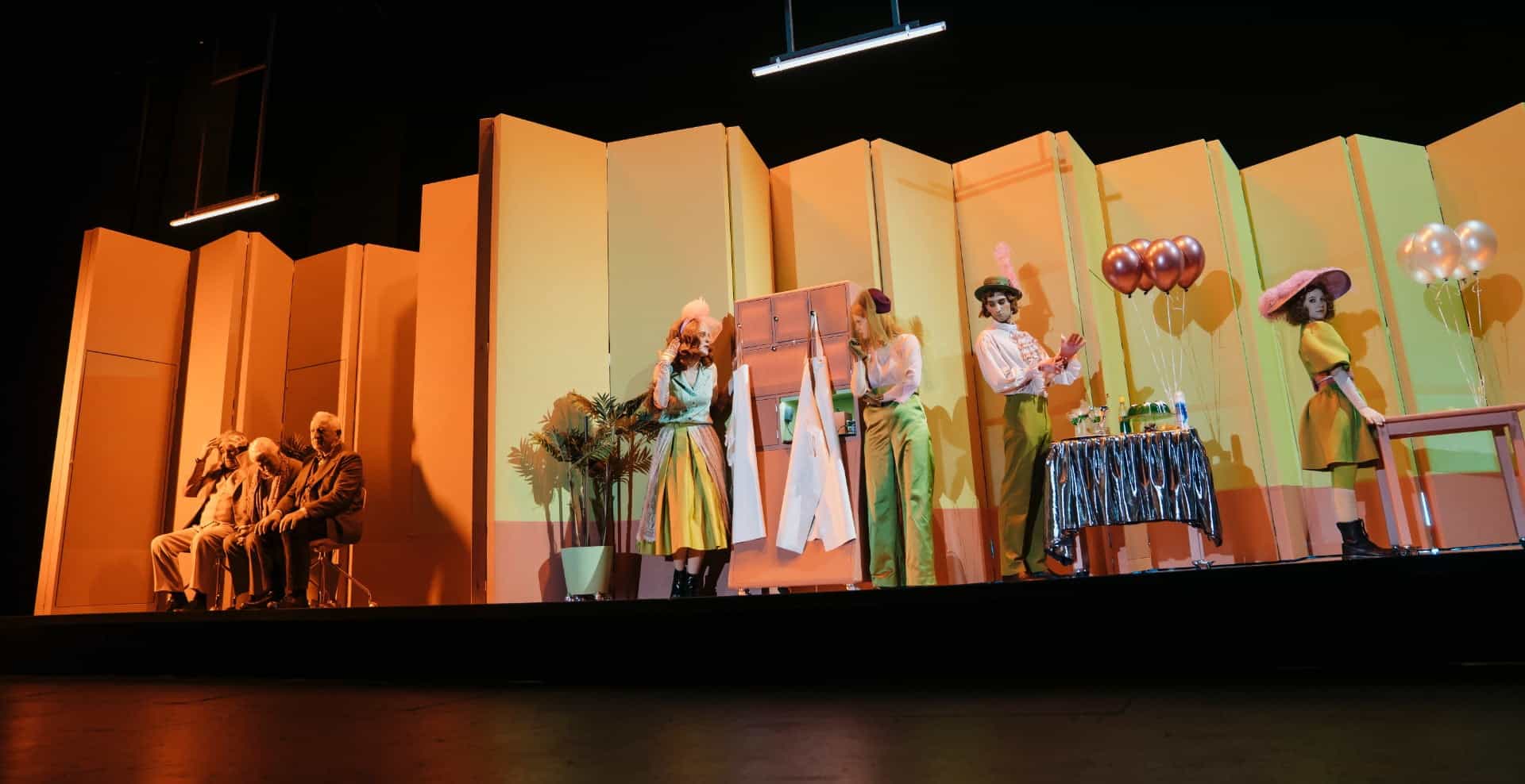 Auf! Spielen wir weiter die Narren!