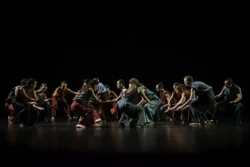 european cultural news.com leben und tanzen bis zur verausgabung SACRE Le Sacre du printemps Choreographie George Cespedes Ballett Graz Ensemble copy Andreas Etter 1